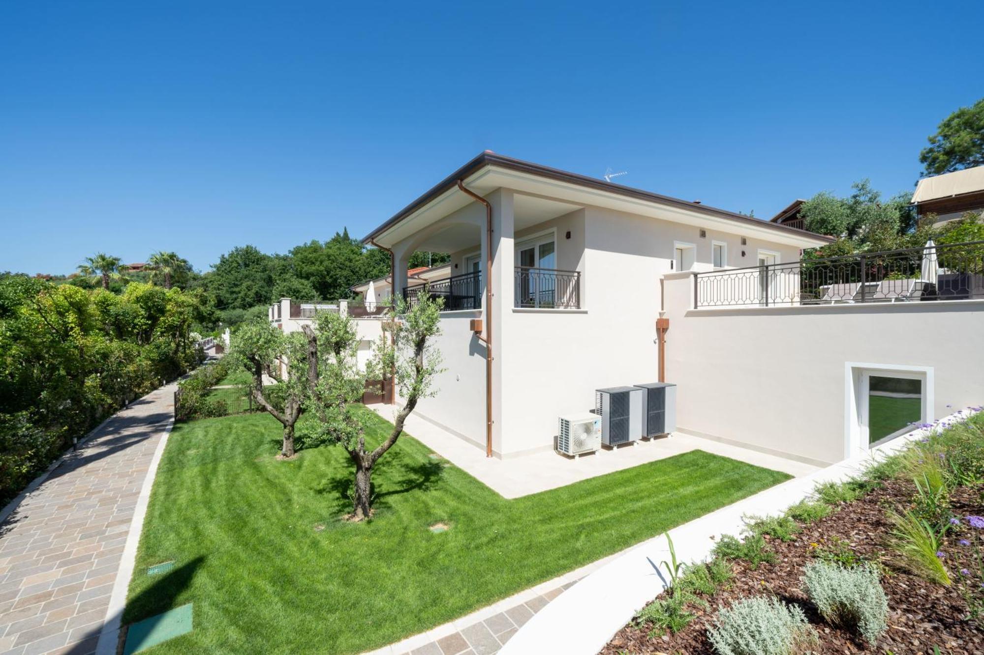 Villa Silvia Apartments San Felice del Benaco Exterior foto