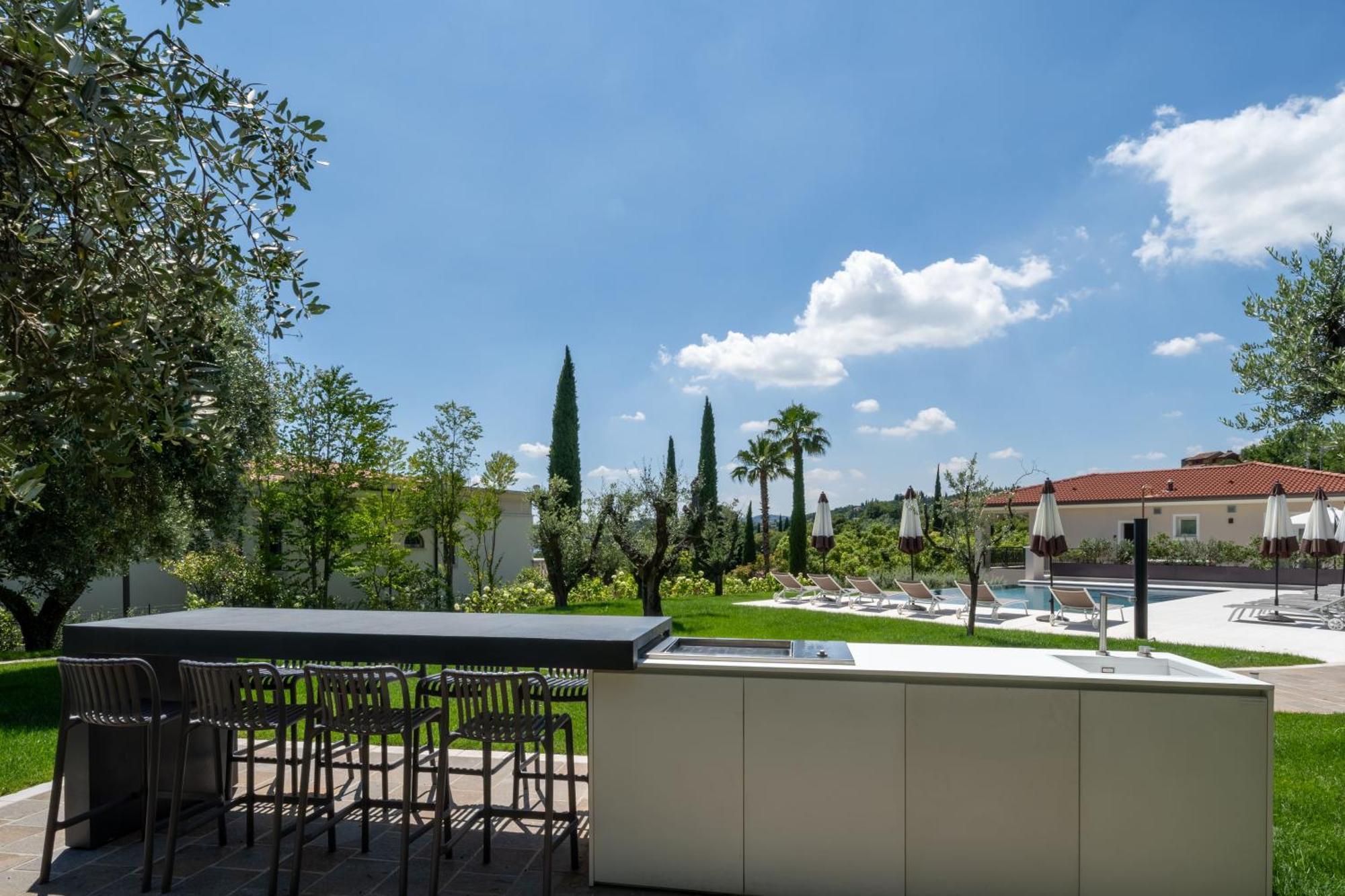 Villa Silvia Apartments San Felice del Benaco Exterior foto
